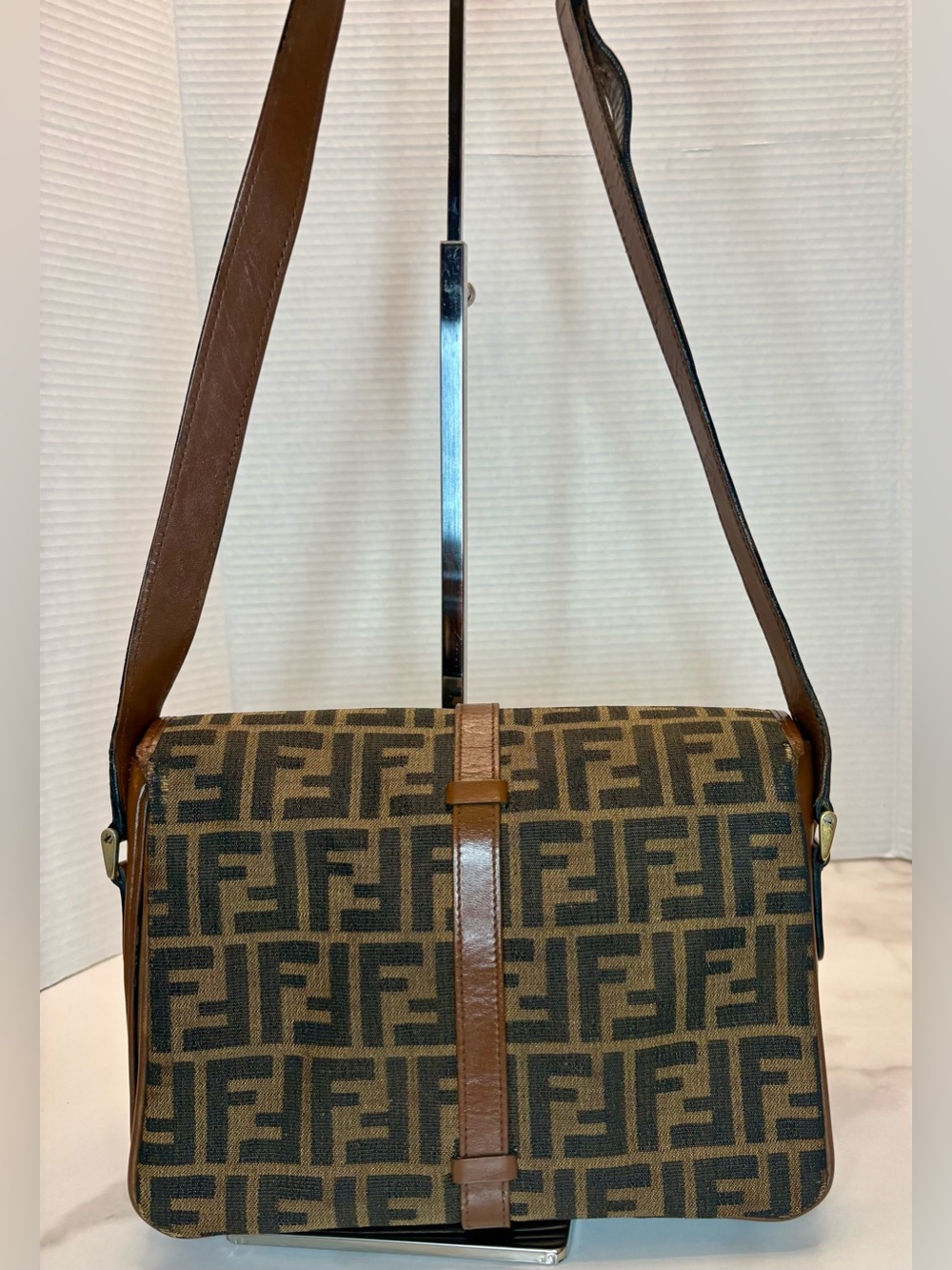 FENDI Zucca Monogram Crossbody ~Vintage - Picture 3 of 16